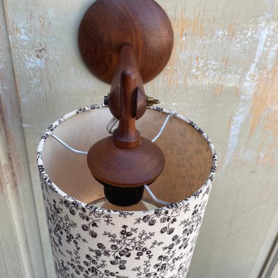 Houten Wandlamp. Scandinavisch Design. Vintage. Teakhout. — foto 3