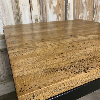 Tafel, eikenhout, wagonplanken, metalen onderstel. — foto 5