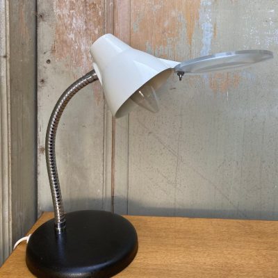 Vintage 'Big Eye' loeplamp, flexibele arm, chroom, zwart.